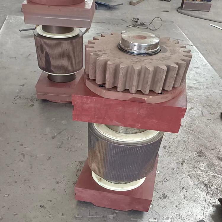 干法辊压制粒机轧辊